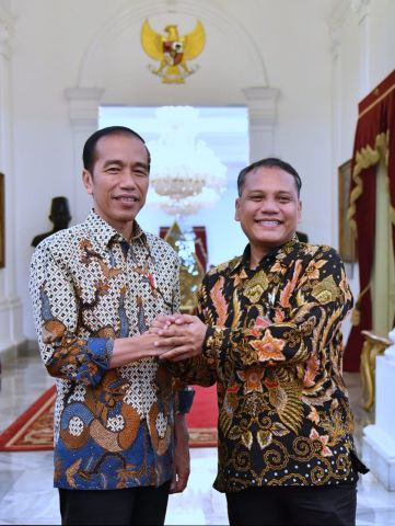 Komjen Sigit Dinilai Bisa Imbangi Kinerja Jokowi Dalam Melayani Masyarakat
