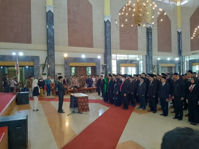 Lantik 90 Anggota PPK, Ini Harapan Ketua KPU dan Pemkab Bangkalan